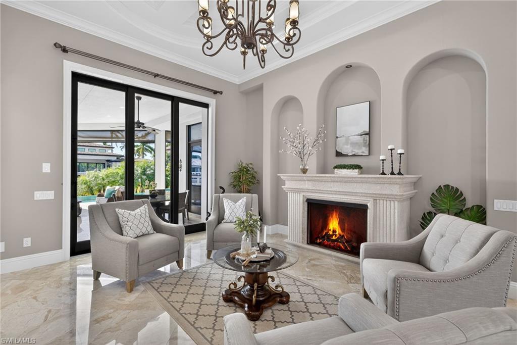 ROYAL HARBOR - Residential