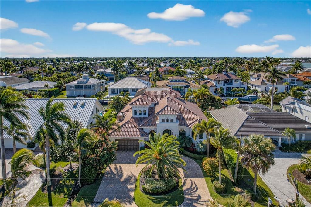 ROYAL HARBOR - Residential