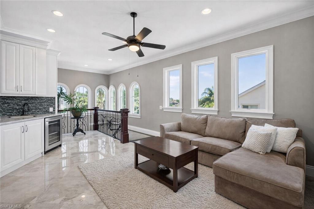 ROYAL HARBOR - Residential