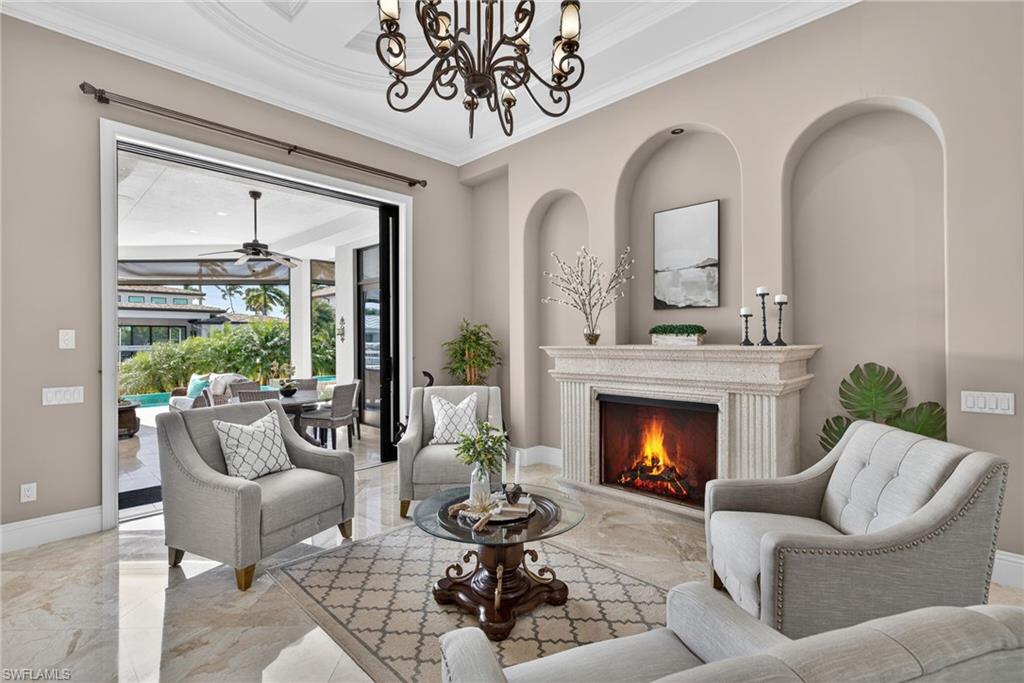 ROYAL HARBOR - Residential