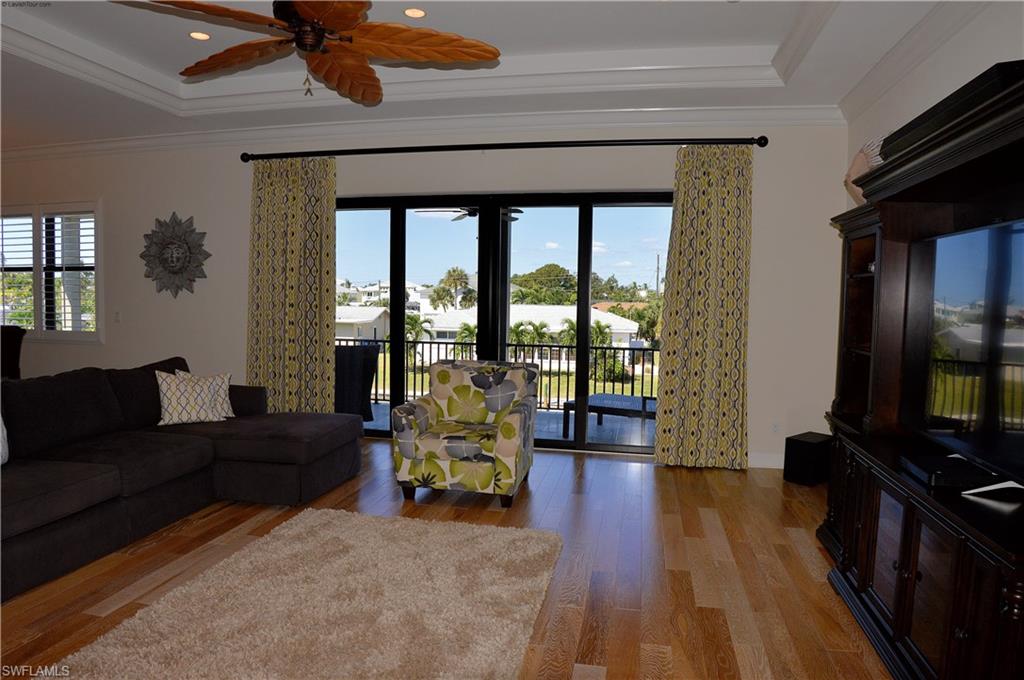 SHELL MOUND PARK - Residential