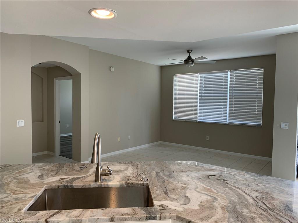 LAS BRISAS AT SPANISH WELLS - Residential