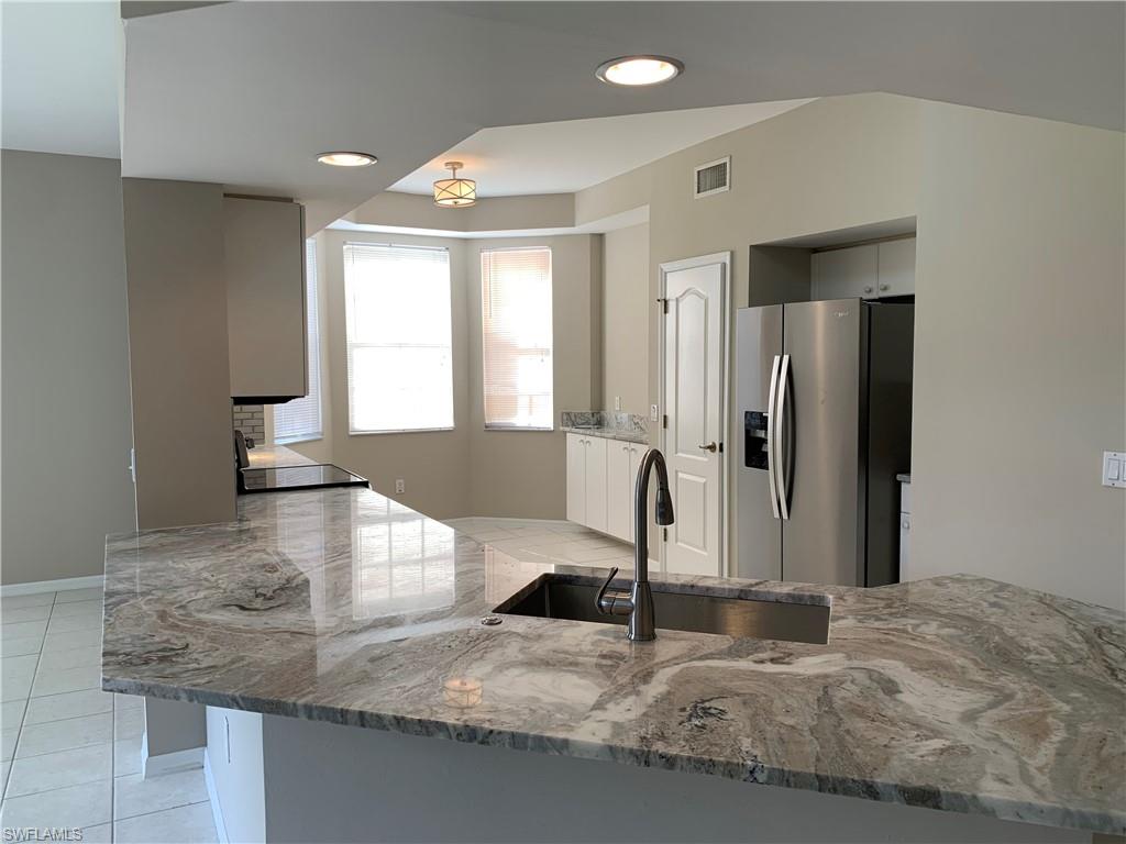 LAS BRISAS AT SPANISH WELLS - Residential