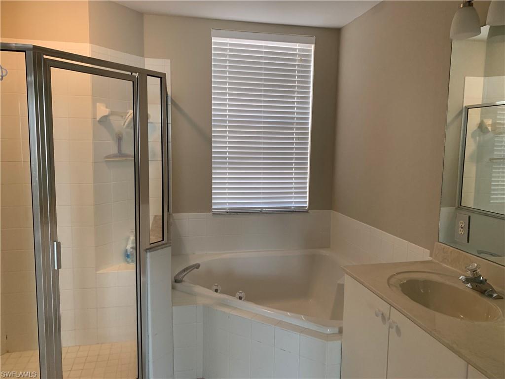 LAS BRISAS AT SPANISH WELLS - Residential