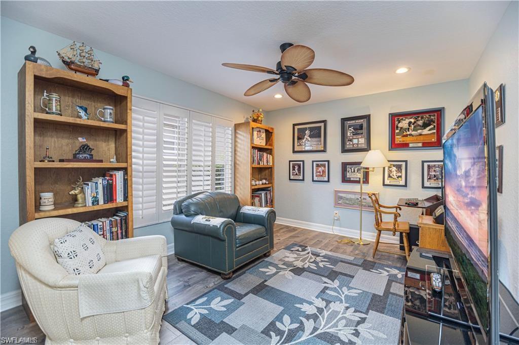 SATURNIA LAKES - Residential