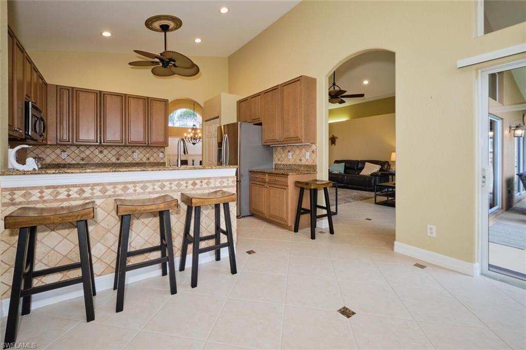 SATURNIA LAKES - Residential