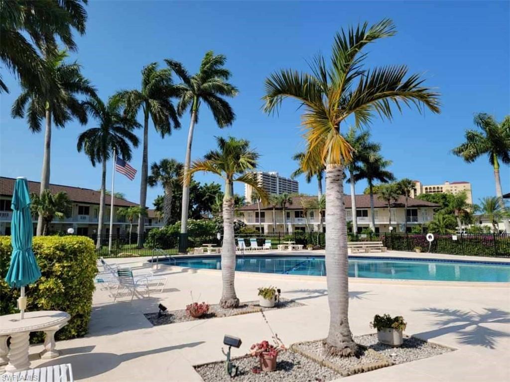 AQUARIUS APTS OF MARCO ISLAND - Residential