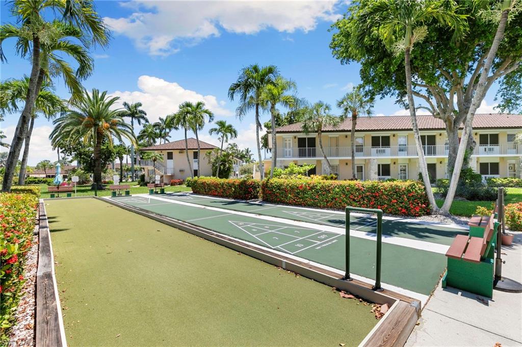 AQUARIUS APTS OF MARCO ISLAND - Residential
