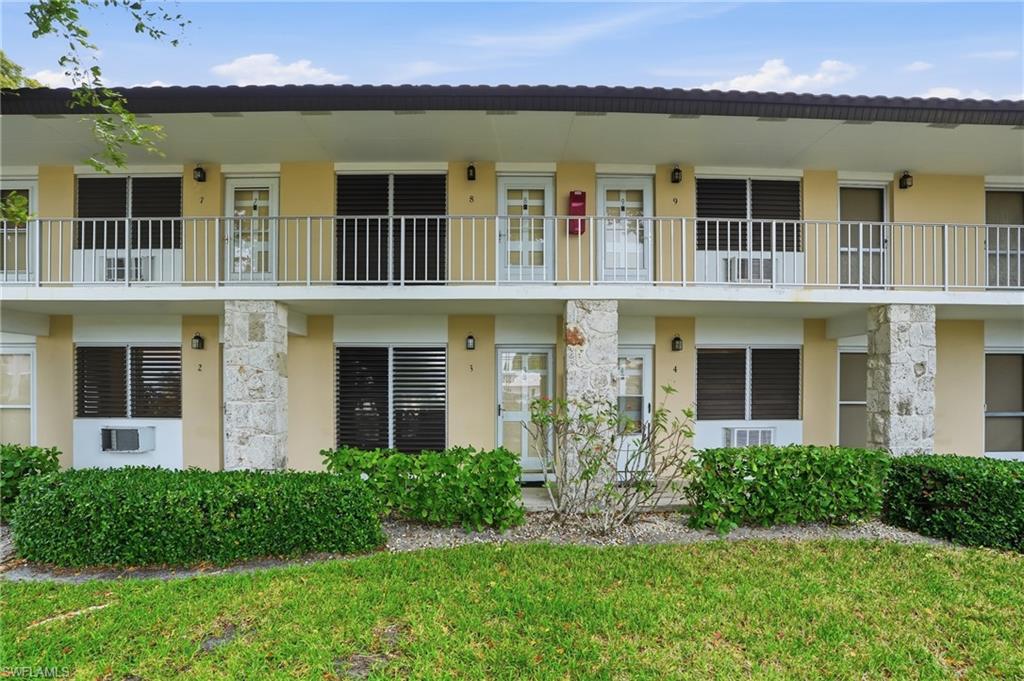 AQUARIUS APTS OF MARCO ISLAND - Residential