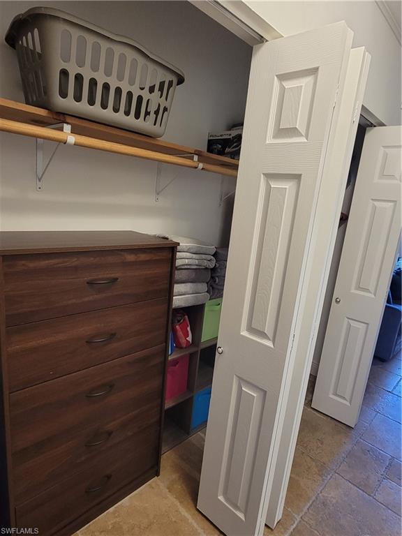 AQUARIUS APTS OF MARCO ISLAND - Residential