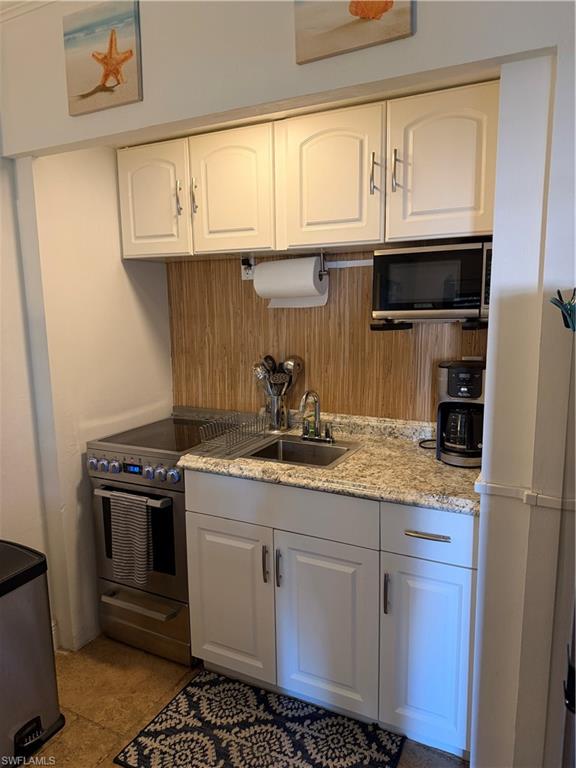 AQUARIUS APTS OF MARCO ISLAND - Residential