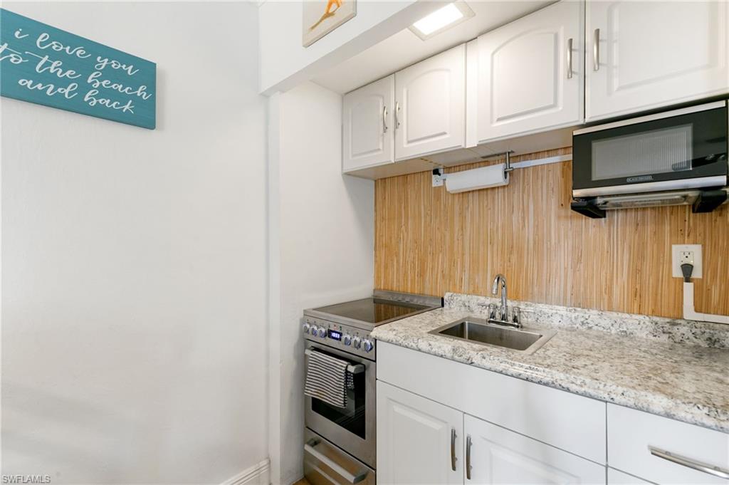AQUARIUS APTS OF MARCO ISLAND - Residential