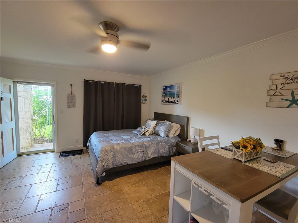 AQUARIUS APTS OF MARCO ISLAND - Residential