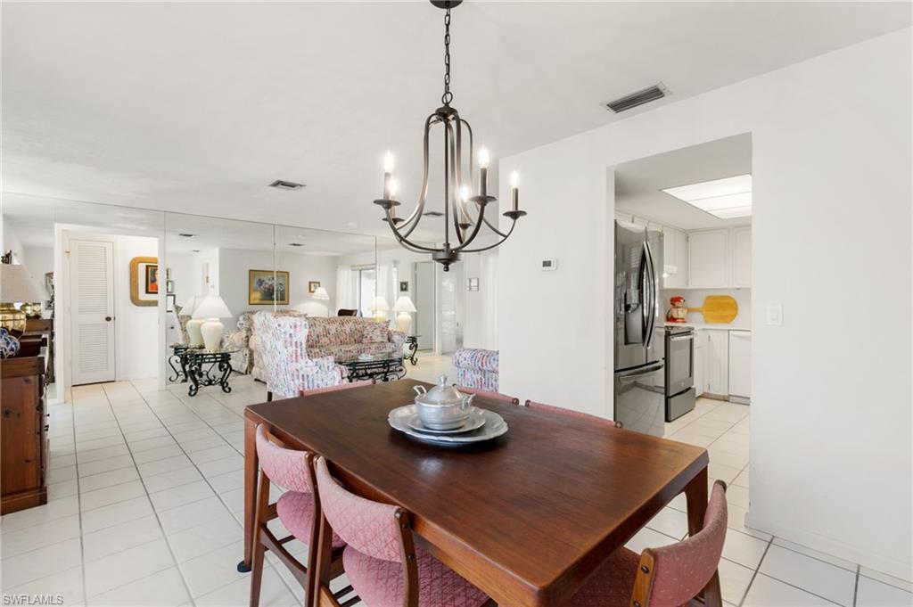 MARCO BEACH - Residential