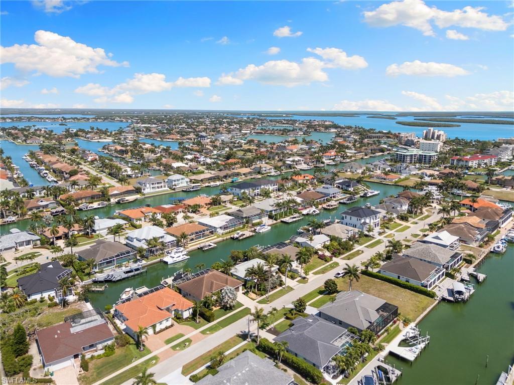 MARCO BEACH - Residential
