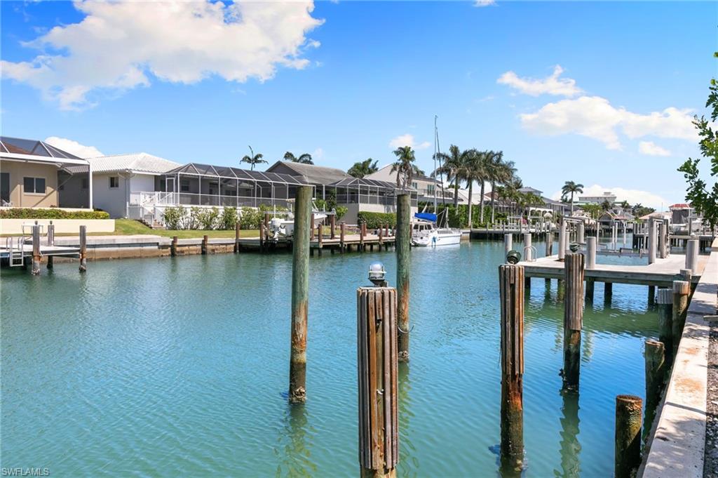 MARCO BEACH - Residential