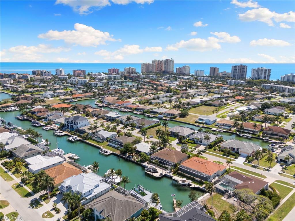 MARCO BEACH - Residential