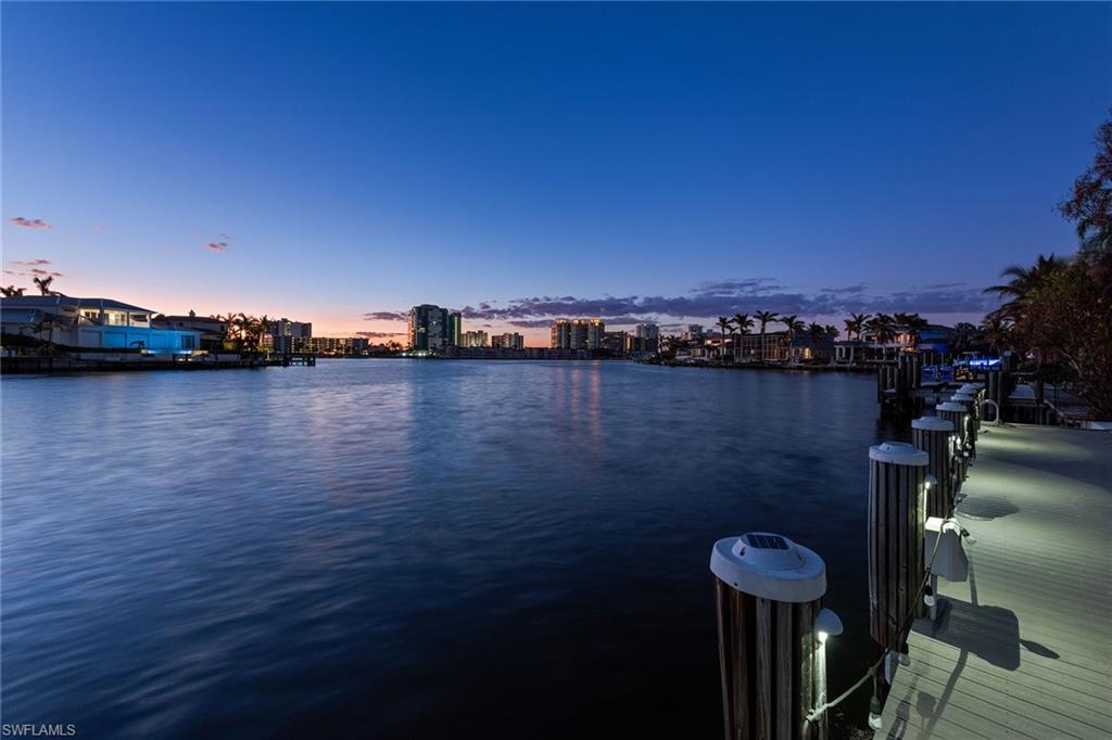 MOORINGS - Residential