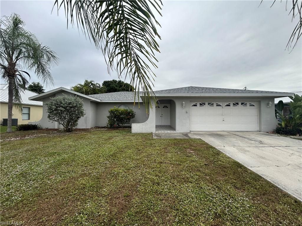 Photo of 3705 SE 4th AVE, CAPE CORAL, FL 33904 (MLS # 225083282)