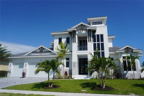 713 Nautilus CT MARCO ISLAND FL 34145