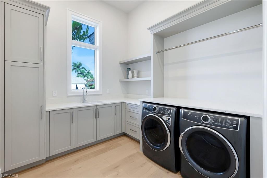 MARCO ISLAND - Residential