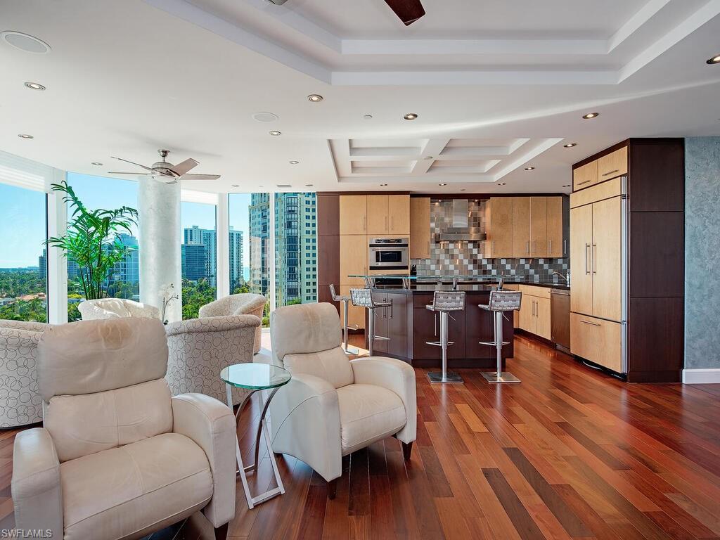 BAYPOINTE AT NAPLES CAY - Residential