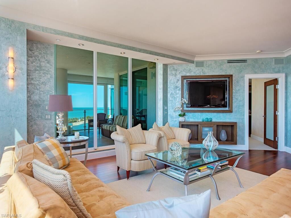 Photo of 60 Seagate DR #1001, NAPLES, FL 34103 (MLS # 226005540)