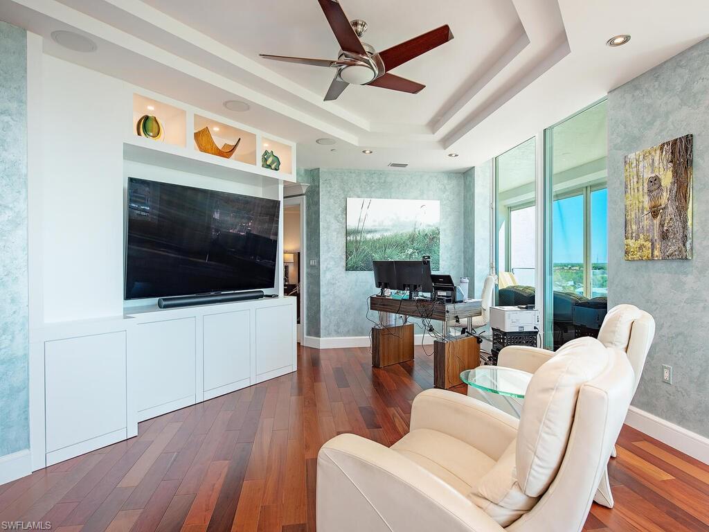 BAYPOINTE AT NAPLES CAY - Residential