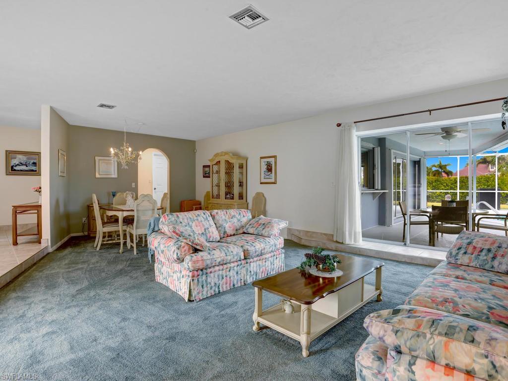 MARCO BEACH - Residential