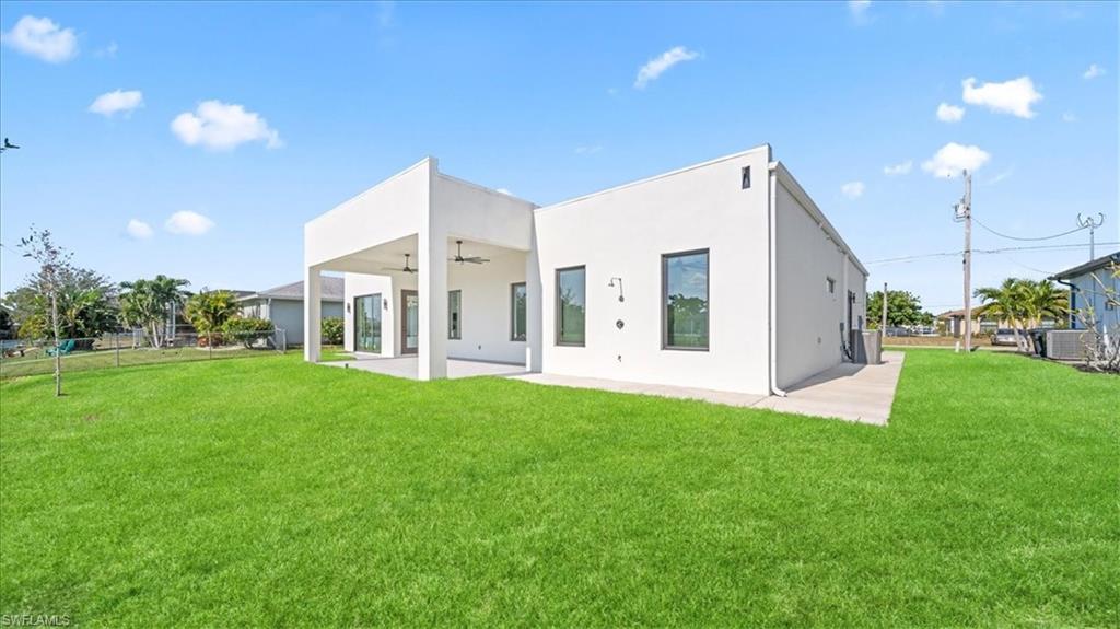 CAPE CORAL - Residential