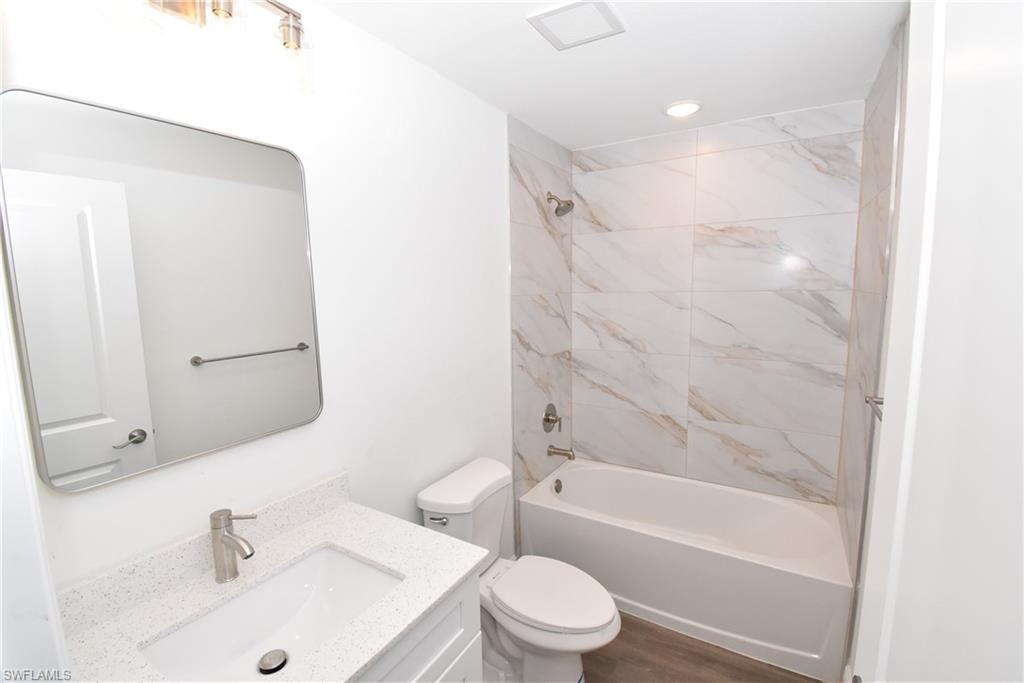 NORTH PORT - Residential Lease