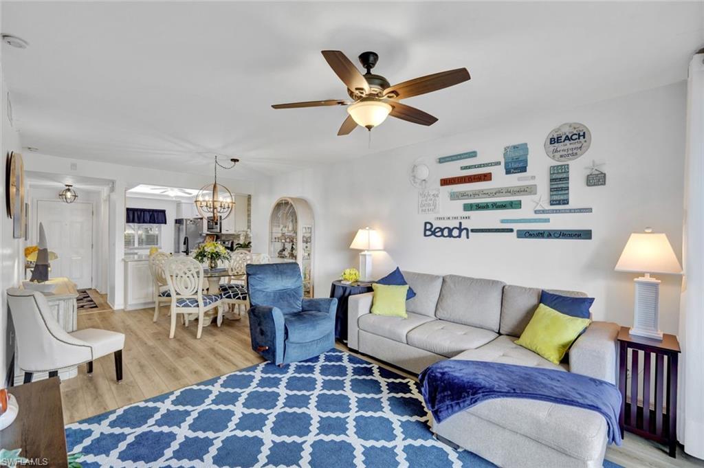 GOLFVIEW GOLF & RACQUET CLUB - Residential