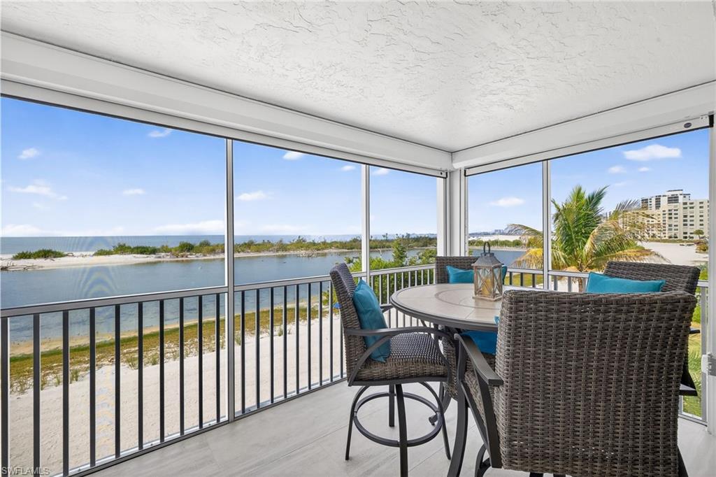 ISLAND REEF CLUB - Residential