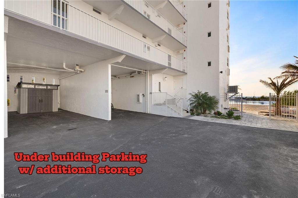 ISLAND REEF CLUB - Residential