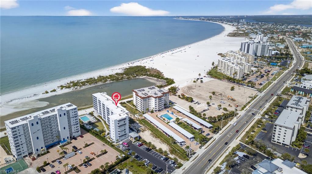 ISLAND REEF CLUB - Residential