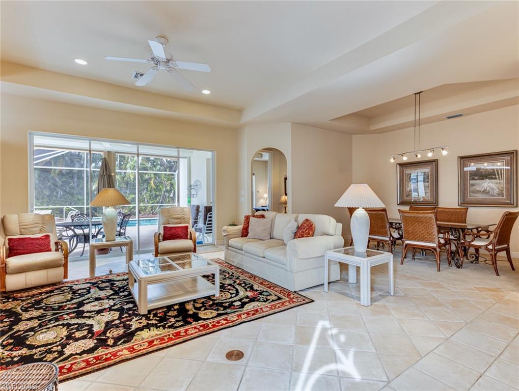 HARBOUR ISLE ESTATES - Residential