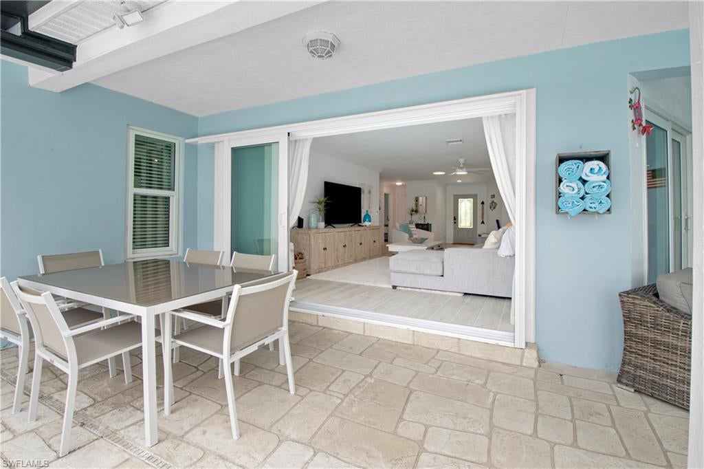 19 Pelican St E, Naples, FL, 34113, USA, 3 Bedrooms Bedrooms, ,2 BathroomsBathrooms,Residential,Active,19 Pelican St E,225066042