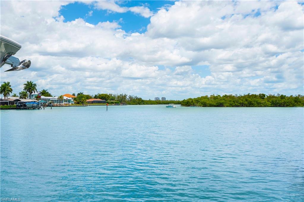 19 Pelican St E, Naples, FL, 34113, USA, 3 Bedrooms Bedrooms, ,2 BathroomsBathrooms,Residential,Active,19 Pelican St E,225066042