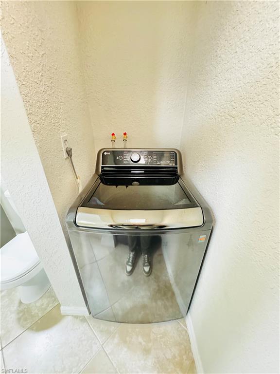 VILLAGE OF CEDARBEND - Residential Lease