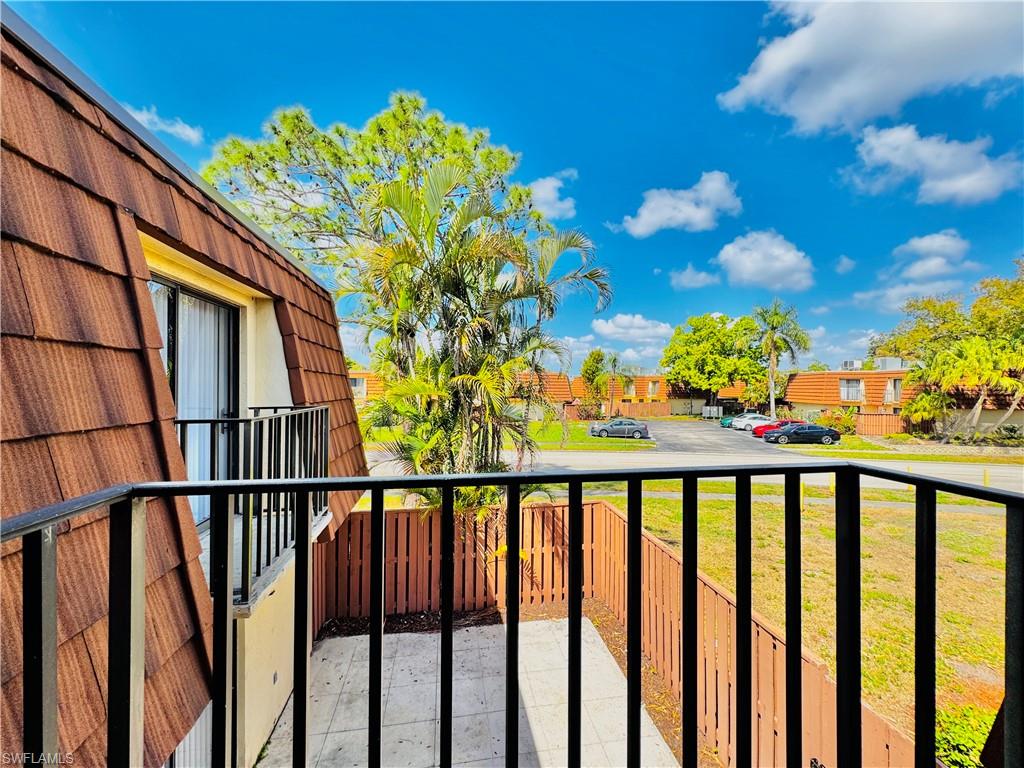 VILLAGE OF CEDARBEND - Residential Lease