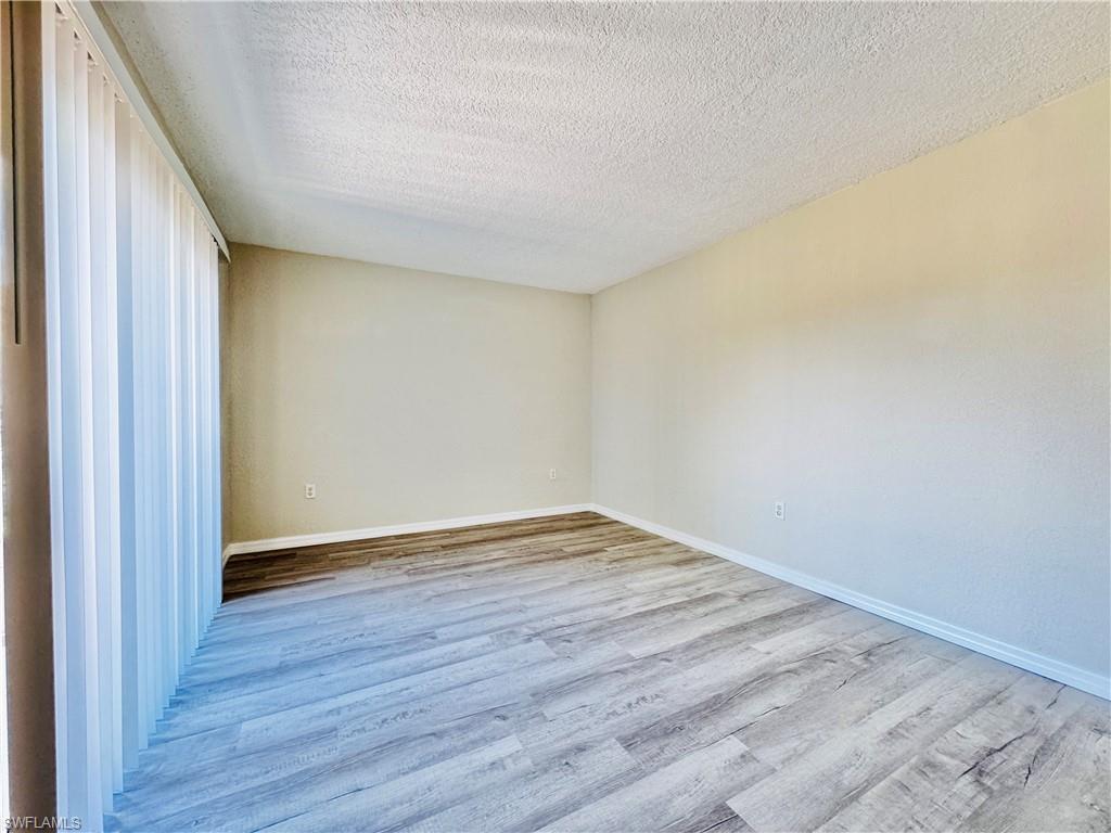 VILLAGE OF CEDARBEND - Residential Lease