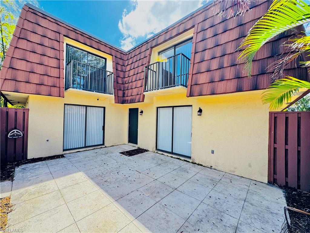 VILLAGE OF CEDARBEND - Residential Lease