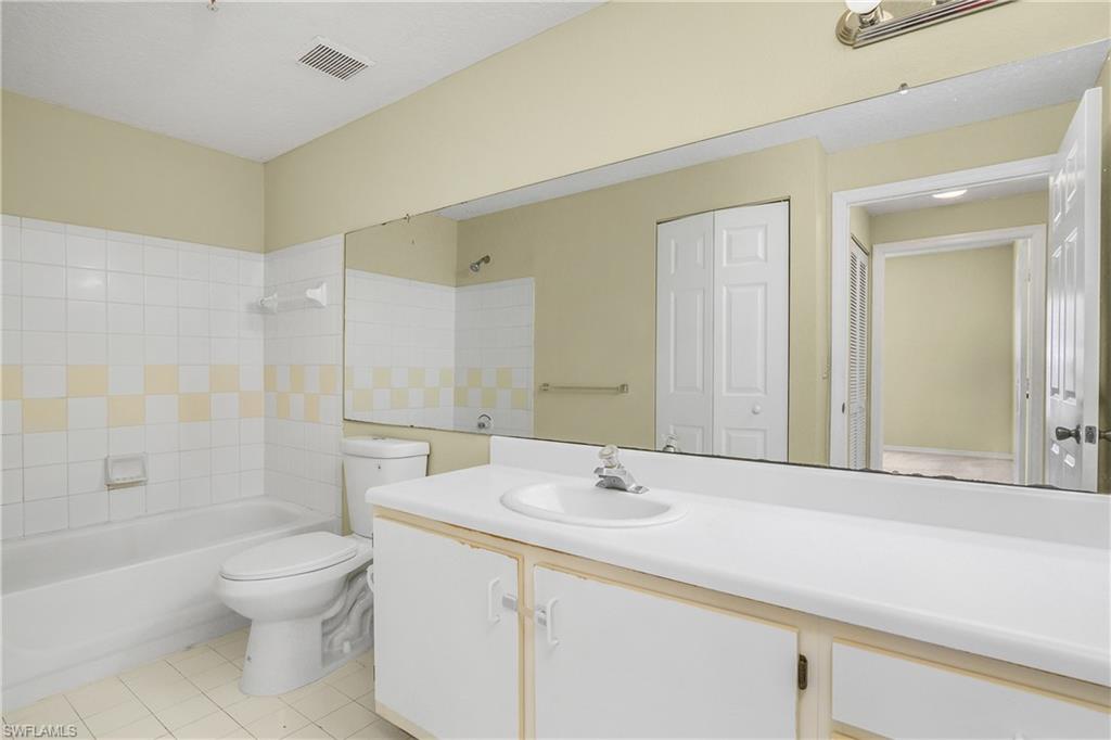 ROYAL GREENS - Residential Lease