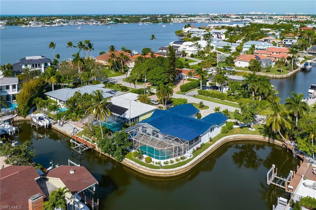 ROYAL HARBOR - Residential