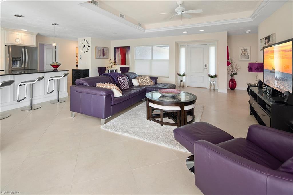 1380 Dolphin RD