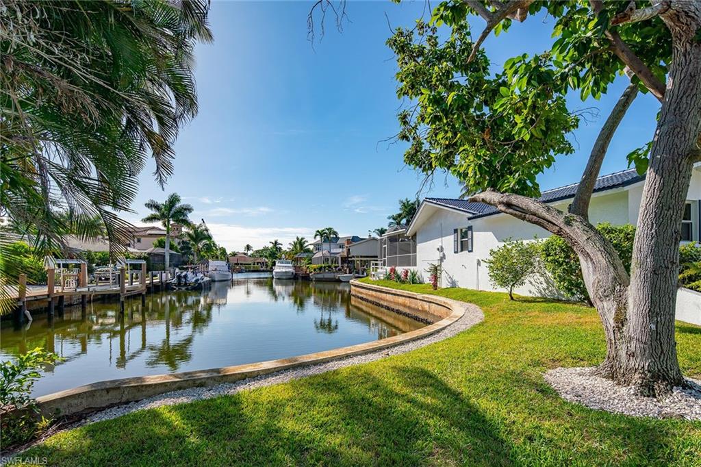 ROYAL HARBOR - Residential