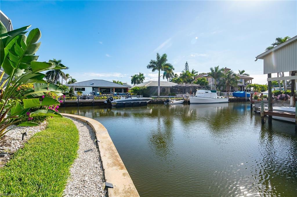 ROYAL HARBOR - Residential