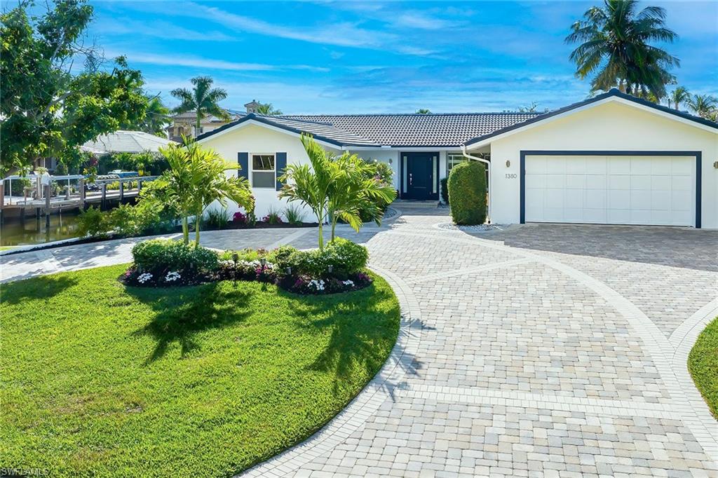 1380 Dolphin RD