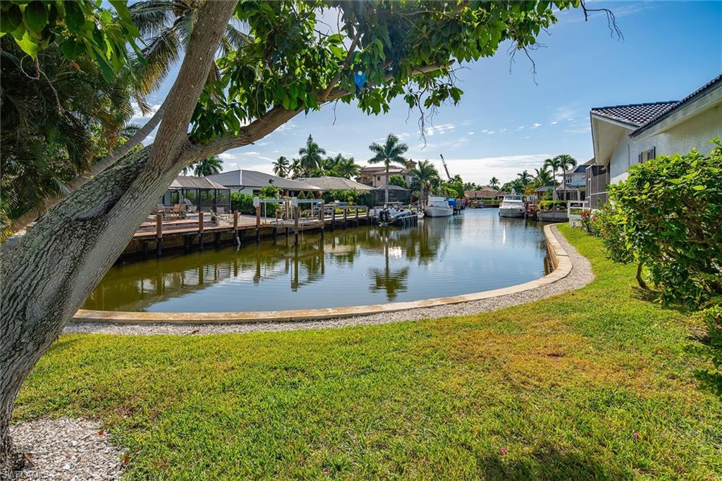 ROYAL HARBOR - Residential