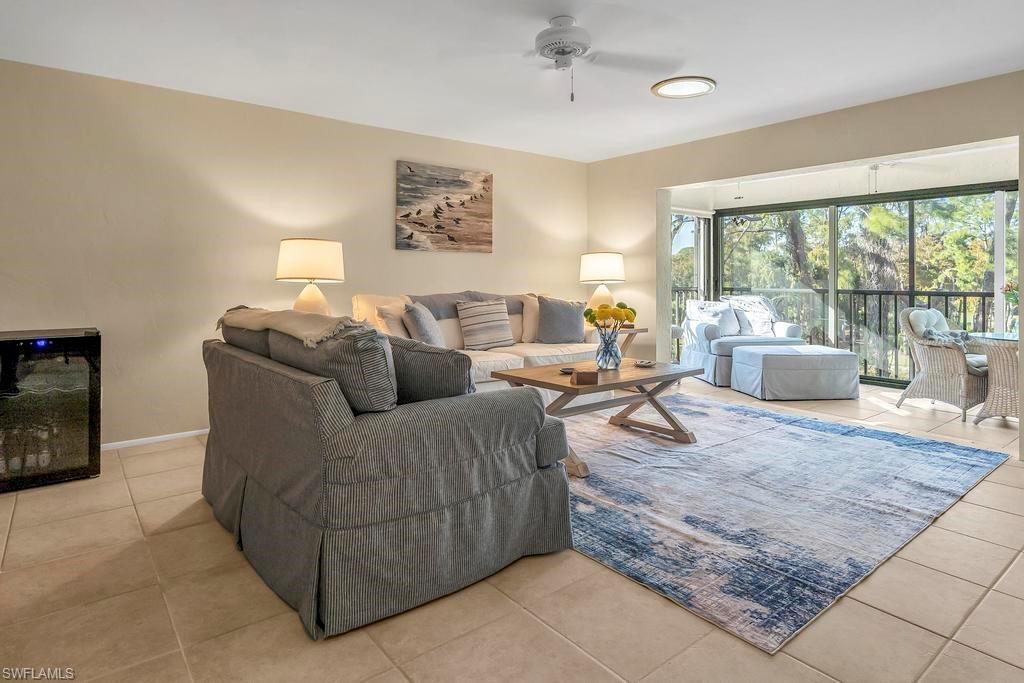 FOX HOLLOW - Residential